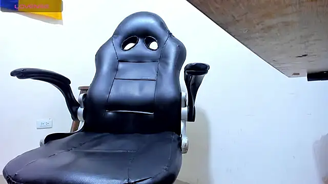 miss bigcockts online show from July 2026 01:08:01 AM