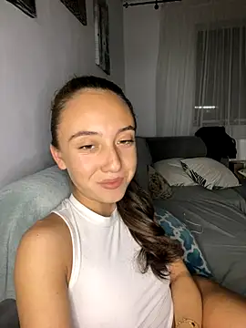 Snapshot of CristinaSww chatting on October 2025 06:32:02 PM CristinaSww online show from October 2025 06:32:02 PM