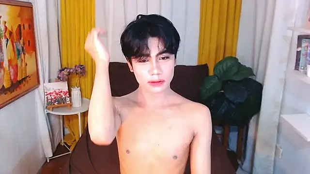 Snapshot of DhicksonCammer chatting on December 2025 06:07:02 AM DhicksonCammer online show from December 2025 06:07:02 AM