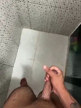 Snapshot of lrd11 chatting on April 2026 02:57:01 PM lrd11 online show from April 2026 02:57:01 PM