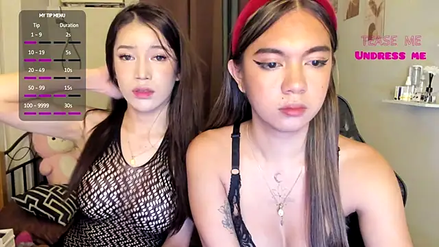 Snapshot of EmmaCoxxx24 chatting on April 2026 04:20:02 PM EmmaCoxxx24 online show from April 2026 04:20:02 PM