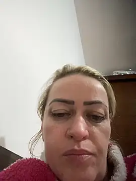 Alerquinasc online show from October 2025 07:29:01 AM