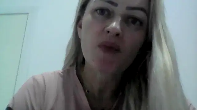 Alerquinasc online show from November 2025 03:28:01 AM