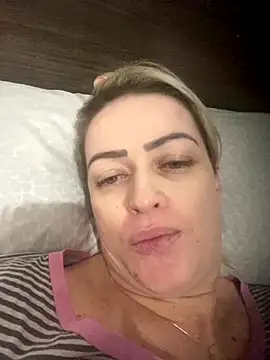 Alerquinasc online show from December 2025 06:29:02 AM