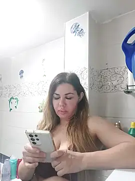 Snapshot of Alisasex@xh chatting on March 2025 12:12:02 PM Alisasexxh online show from March 2025 12:12:02 PM