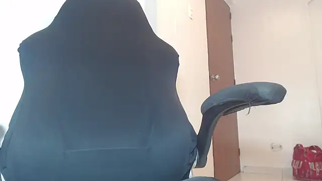 Snapshot of JackyHotBlack chatting on September 2025 03:57:01 PM JackyHotBlack online show from September 2025 03:57:01 PM