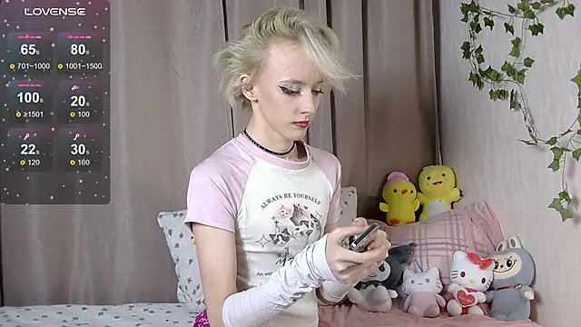 NextVibe  online show from October 2025 05:02:02 PM