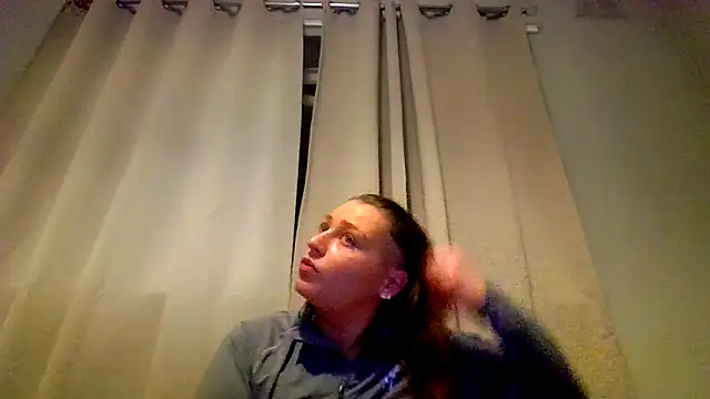 Snapshot of RUBY-ROSE-SWINGS chatting on December 2025 05:59:01 AM RUBY-ROSE-SWINGS online show from December 2025 05:59:01 AM