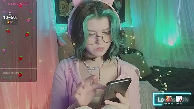 Snapshot of Miko_Meow chatting on March 2026 08:07:02 AM Miko Meow online show from March 2026 08:07:02 AM