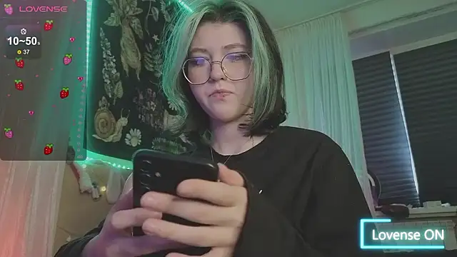 Snapshot of Miko_Meow chatting on March 2026 02:12:02 PM Miko Meow online show from March 2026 02:12:02 PM