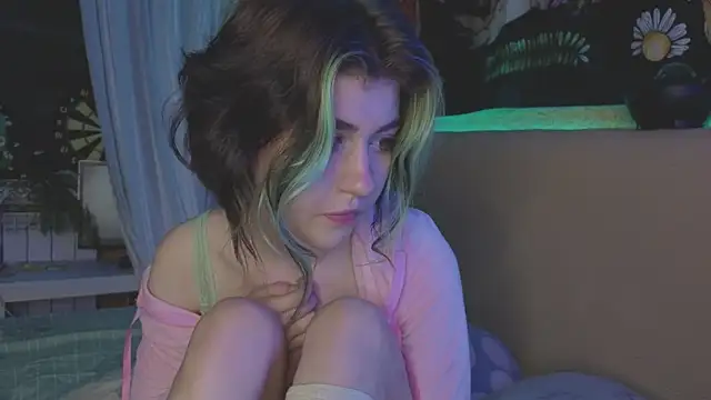 Miko Meow online show from July 2026 06:25:01 PM