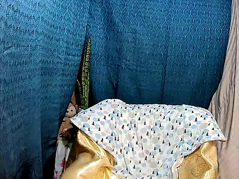 FlowerSexy online show from September 2025 11:15:01 AM