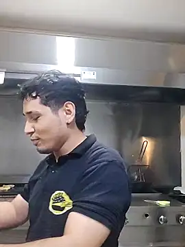 Snapshot of LordValdomero-00 chatting on December 2025 01:33:02 AM LordValdomero-00 online show from December 2025 01:33:02 AM