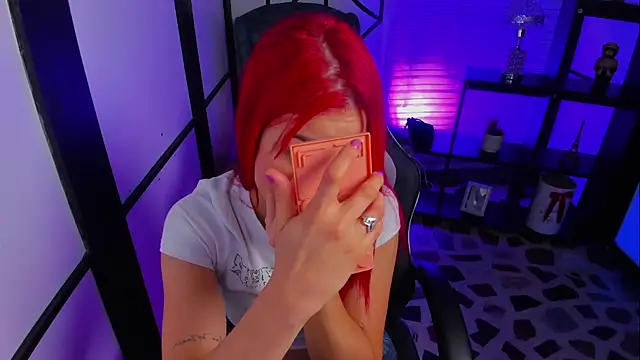 NahomiRichards  online show from September 2025 04:35:02 AM