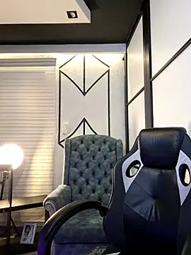 NahomiRichards  online show from November 2025 04:23:02 AM