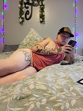 matty244 online show from October 2025 10:54:02 PM