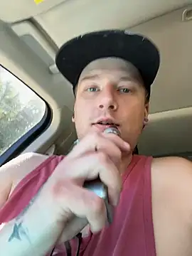 Snapshot of matty244 chatting on May 2026 10:37:02 PM matty244 online show from May 2026 10:37:02 PM