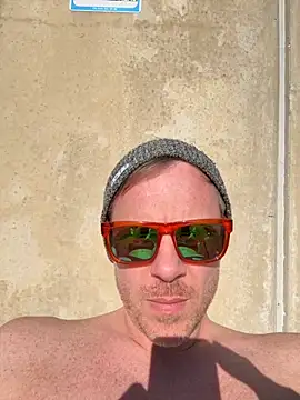 Snapshot of lukas_24 chatting on October 2025 09:14:01 PM lukas 24 online show from October 2025 09:14:01 PM