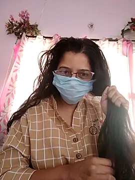 Snapshot of thanusi_2 chatting on January 2026 06:51:02 AM thanusi 2 online show from January 2026 06:51:02 AM