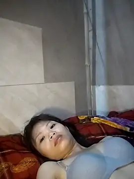 LinhNa999 online show from September 2025 12:54:02 PM