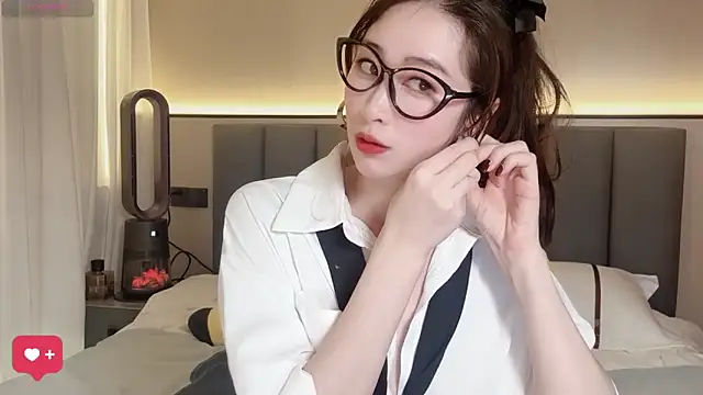 wuyueaini online show from January 2026 06:49:01 AM