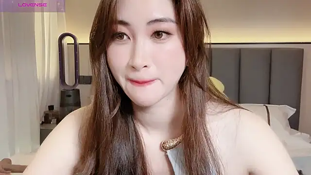 Snapshot of wuyueaini chatting on August 2026 06:07:02 AM wuyueaini online show from August 2026 06:07:02 AM