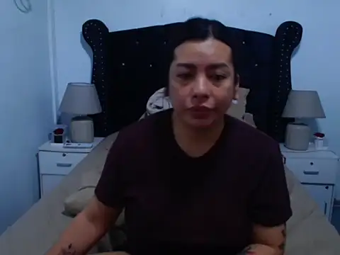 Snapshot of AnnaMedina05 chatting on February 2026 12:04:02 AM AnnaMedina05 online show from February 2026 12:04:02 AM