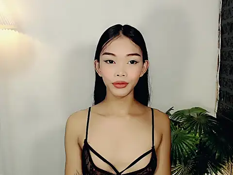 Snapshot of holyakiesha chatting on October 2025 12:22:02 AM holyakiesha online show from October 2025 12:22:02 AM