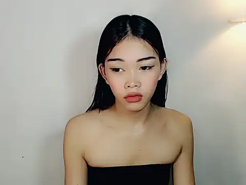 Snapshot of holyakiesha chatting on November 2025 11:02:02 AM holyakiesha online show from November 2025 11:02:02 AM