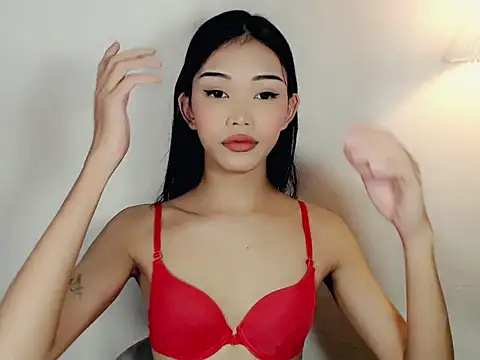 Snapshot of holyakiesha chatting on December 2025 10:38:02 PM holyakiesha online show from December 2025 10:38:02 PM