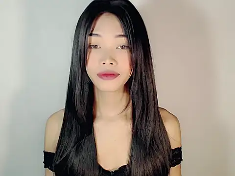 Snapshot of holyakiesha chatting on January 2026 02:11:01 PM holyakiesha online show from January 2026 02:11:01 PM