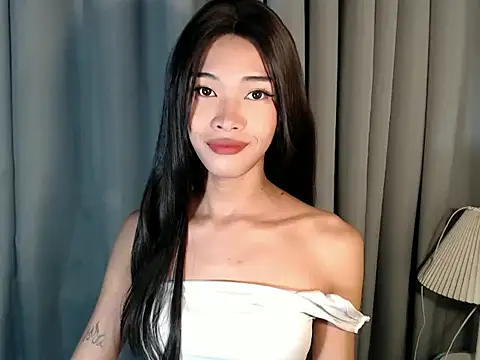 Snapshot of holyakiesha chatting on March 2026 07:08:01 PM holyakiesha online show from March 2026 07:08:01 PM