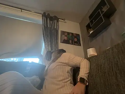 Snapshot of Anastasia-BlondeXX chatting on January 2026 11:47:01 AM Anastasia-BlondeXX online show from January 2026 11:47:01 AM