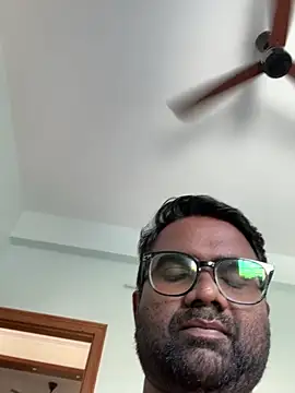 snickersnee online show from September 2025 09:47:01 AM