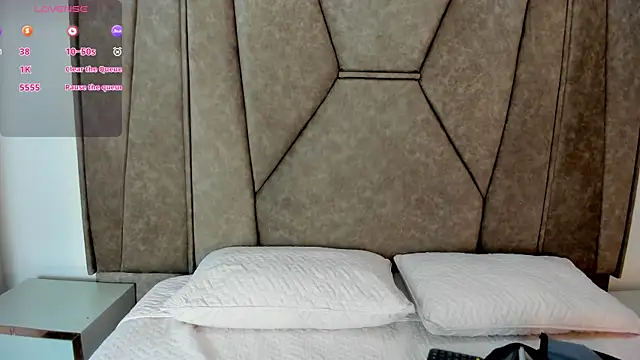 Snapshot of Isabela_Colins chatting on September 2025 11:57:01 AM Isabela Colins online show from September 2025 11:57:01 AM