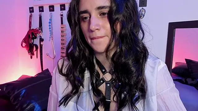 elowen halley1 online show from February 2026 10:16:01 AM