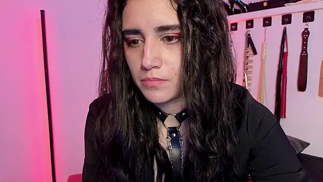 elowen halley1 online show from February 2026 06:38:01 PM