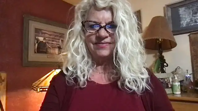 Snapshot of SubMissOlivia chatting on February 2026 11:56:02 PM SubMissOlivia online show from February 2026 11:56:02 PM