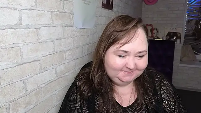 Eloisa Eliot online show from October 2025 02:06:02 PM