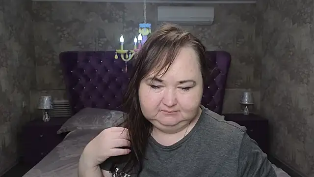 Eloisa Eliot online show from November 2025 11:10:02 AM