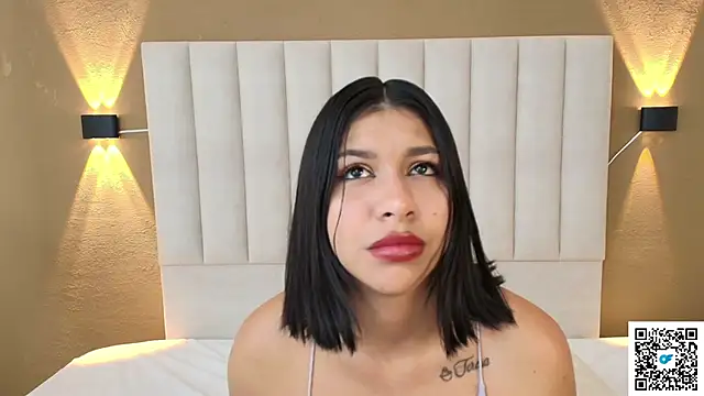 Snapshot of goddess_saori_ chatting on October 2025 11:57:01 PM goddess saori  online show from October 2025 11:57:01 PM