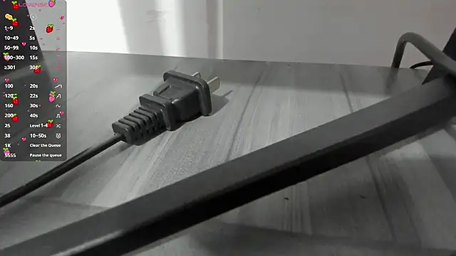 Snapshot of LiloTorontoo chatting on September 2025 09:27:01 PM LiloTorontoo online show from September 2025 09:27:01 PM