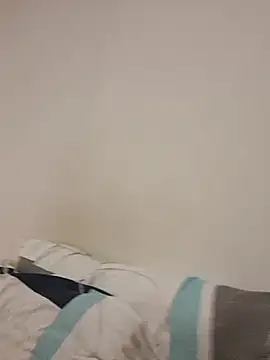 sarah garcia  online show from December 2025 10:59:02 PM