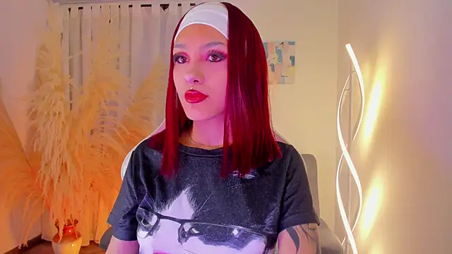 Snapshot of cuteezoe chatting on November 2025 04:35:01 AM cuteezoe online show from November 2025 04:35:01 AM