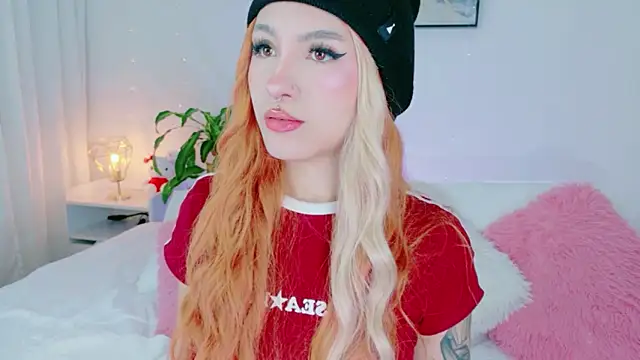 Snapshot of cuteezoe chatting on March 2026 03:00:02 AM cuteezoe online show from March 2026 03:00:02 AM