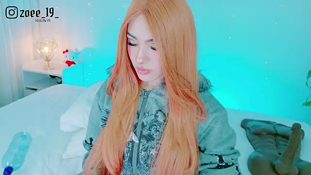 Snapshot of cuteezoe chatting on April 2026 03:17:01 AM cuteezoe online show from April 2026 03:17:01 AM