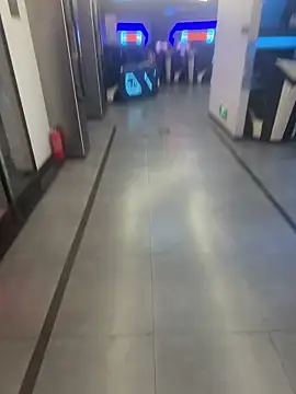 xiaoyue zhibo online show from September 2025 04:36:02 AM