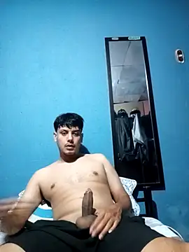 Snapshot of Longerdick27 chatting on September 2025 09:26:02 PM Longerdick27 online show from September 2025 09:26:02 PM