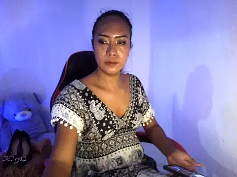 YourAsian Cummer online show from November 2025 01:20:01 PM