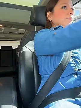 Mrs MrLove online show from November 2025 07:05:02 PM